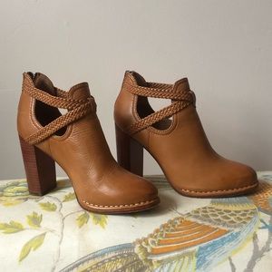 Frye Margaret Tan Braid Shootie Bootie